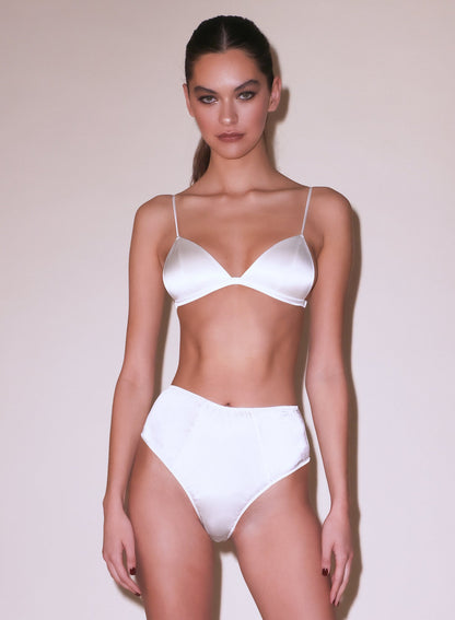 Ivory Molded Luxe Triangle Bra | Fleur du Mal