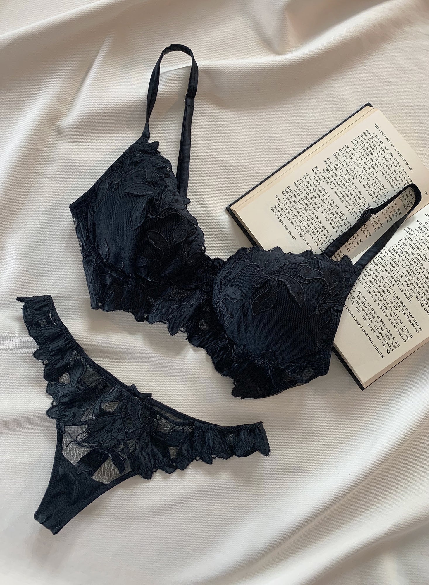 Black Lily Embroidery Post Surgical Bra | Fleur du Mal