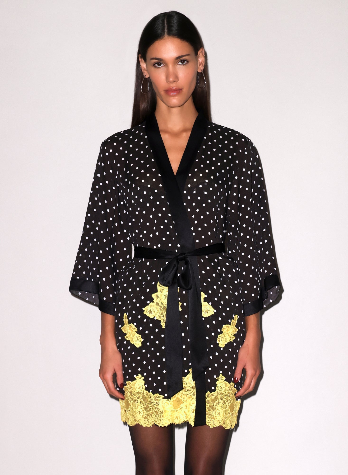 Small Dot Black Juliet Lace Robe | Fleur du Mal